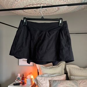PACE RIVAL REG length black lulu skirt!!